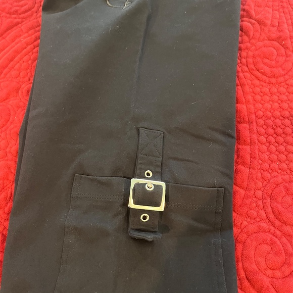 Equilibrium Activewear Low Waist Flare Leg Workout Leggings Size ML - Picture 4 of 4